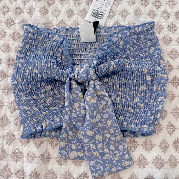 NWT Windsor Ditsy Floral Smocked Mini
Skirt Medium & Tube Top Small Light Blue - Picture 2 of 13